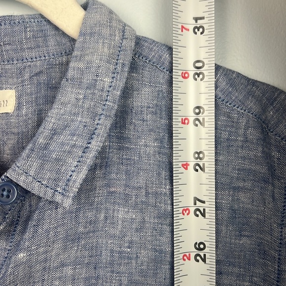 Garnet hill 100% linen small longline button down top - Picture 7 of 8